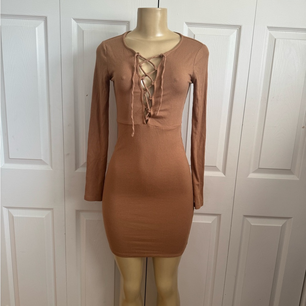 Lace up Bodycon stretch tan dress small